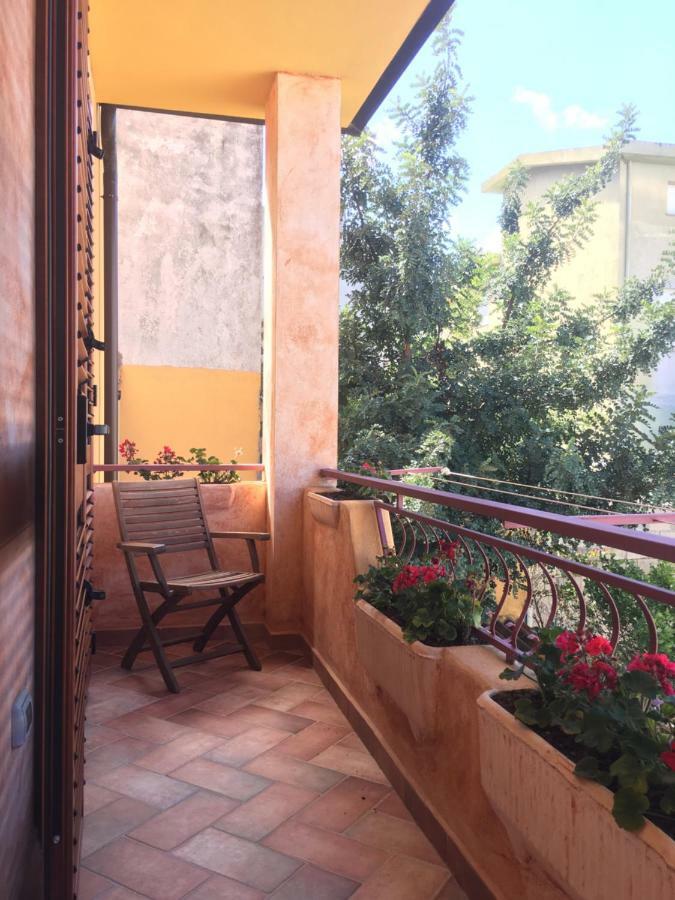 ドルガーリCasa Elenaアパートメント エクステリア 写真